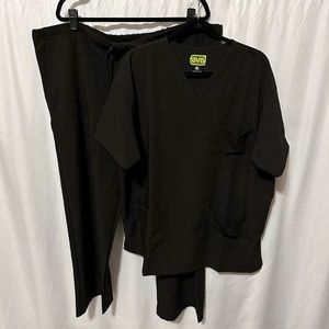 SET: Ave by Medline Scrub Top/Tie Waist Scrub Pants Black Unisex XL